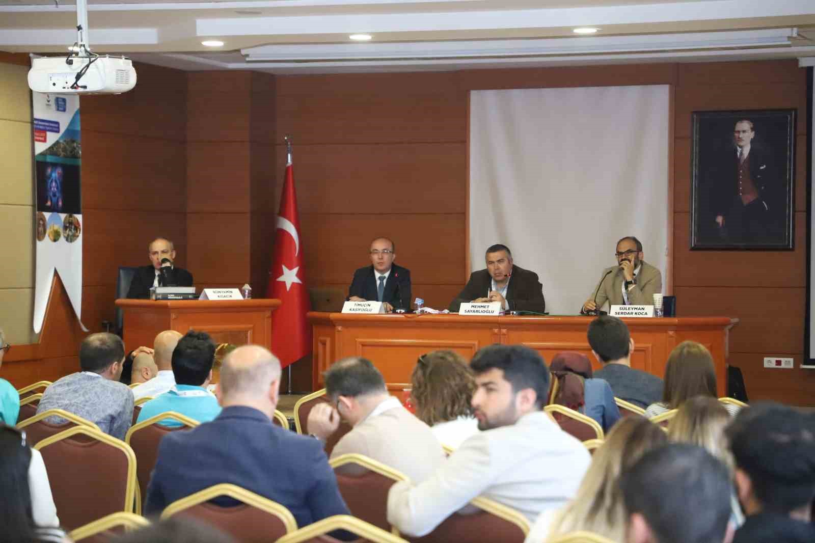 SANKO ÜNİVERSİTESİ TARAFINDAN “1. SANKO ROMATOLOJİ SEMPOZYUMU” DÜZENLENDİ. SEMPOZYUM BAŞKANI,