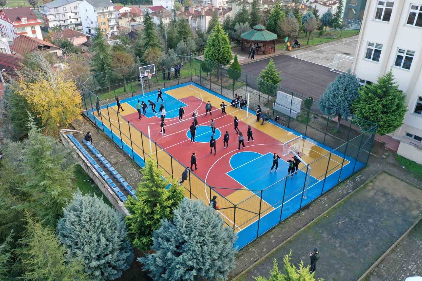 KOCAELİ'DE "POTASIZ OKUL KALMASIN" PROJESİ ÇERÇEVESİNDE DÜZENLENEN İHALEDE, 120 OKULA