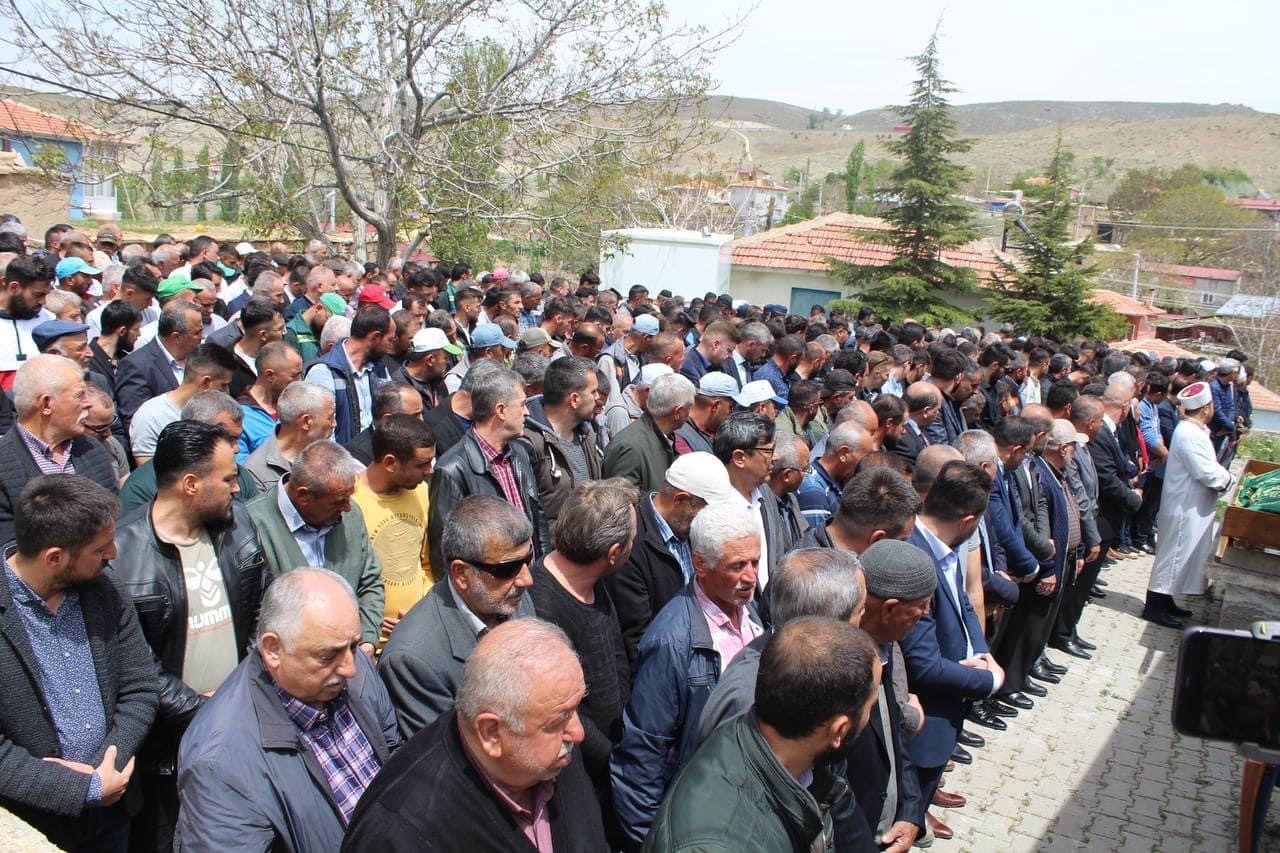 NİĞDE’NİN BOR İLÇESİNDE MEYDANA GELEN TRAFİK KAZASINDA 20 YAŞINDAKİ GENÇ
