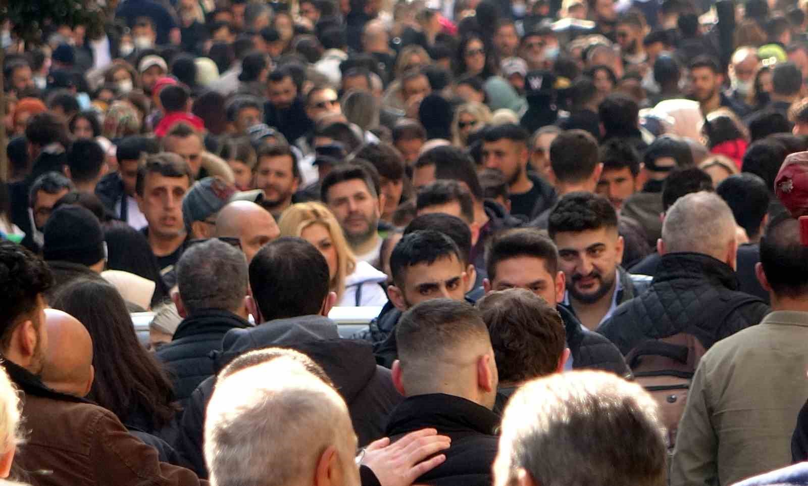 2023'ÜN İLK ÇEYREĞİNDE İŞSİZLİK ORANI YÜZDE 9,9 OLDU