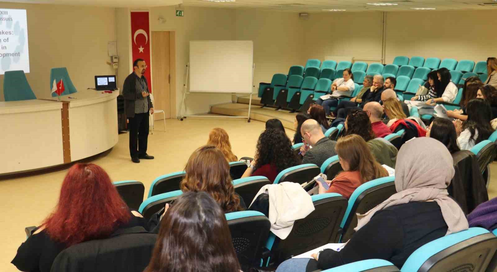 23. MÜFREDAT KONULARI FORUMU, ESOGÜ YABANCI DİLLER YÜKSEKOKULU EV SAHİPLİĞİNDE