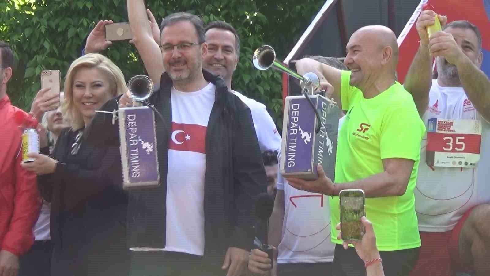 4. ULUSLARARASI MARATON İZMİR’DE BÜYÜK HEYECAN BAŞLADI