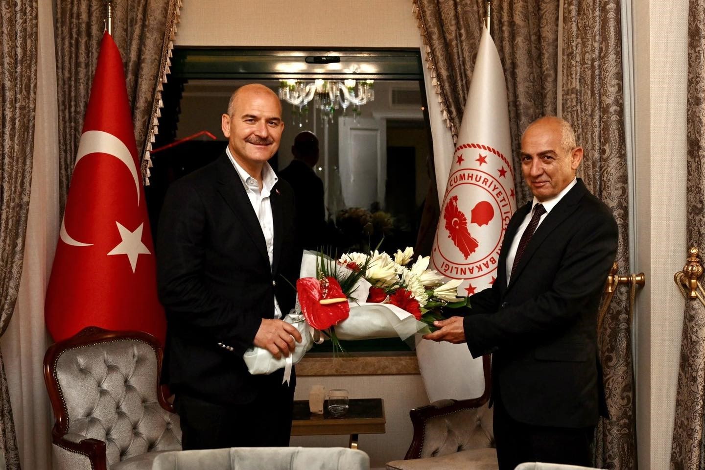 DÜZCE İL EMNİYET MÜDÜRLÜĞÜ GÖREVİNDEN EMEKLİ OLAN EMNİYET MÜDÜRÜ MEHMET