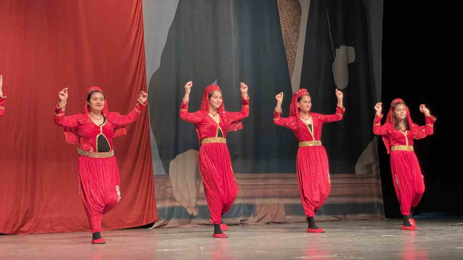 ZONGULDAK’IN ÇAYCUMA İLÇESİNDE BULUNAN ÇAYCUMA ÖZEL EĞİTİM MESLEK OKULU ÖĞRENCİLERİ