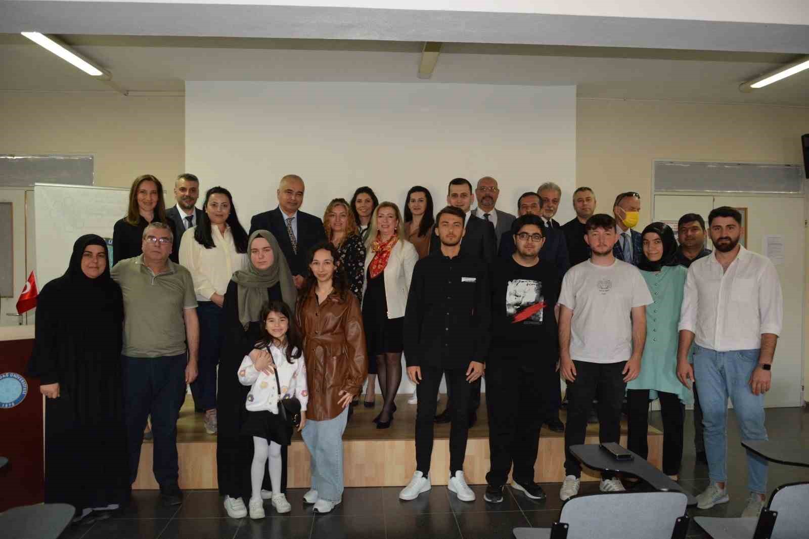 BURSA ULUDAĞ ÜNİVERSİTESİ (BUÜ) KARACABEY MESLEK YÜKSEKOKULU 7. ÖĞRENCİ KONGRESİ
