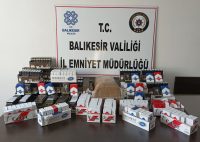 Balıkesir’de KOM polis ekiplerinin 1 şüphelinin 2 işyerinde yaptıkları kaçak
