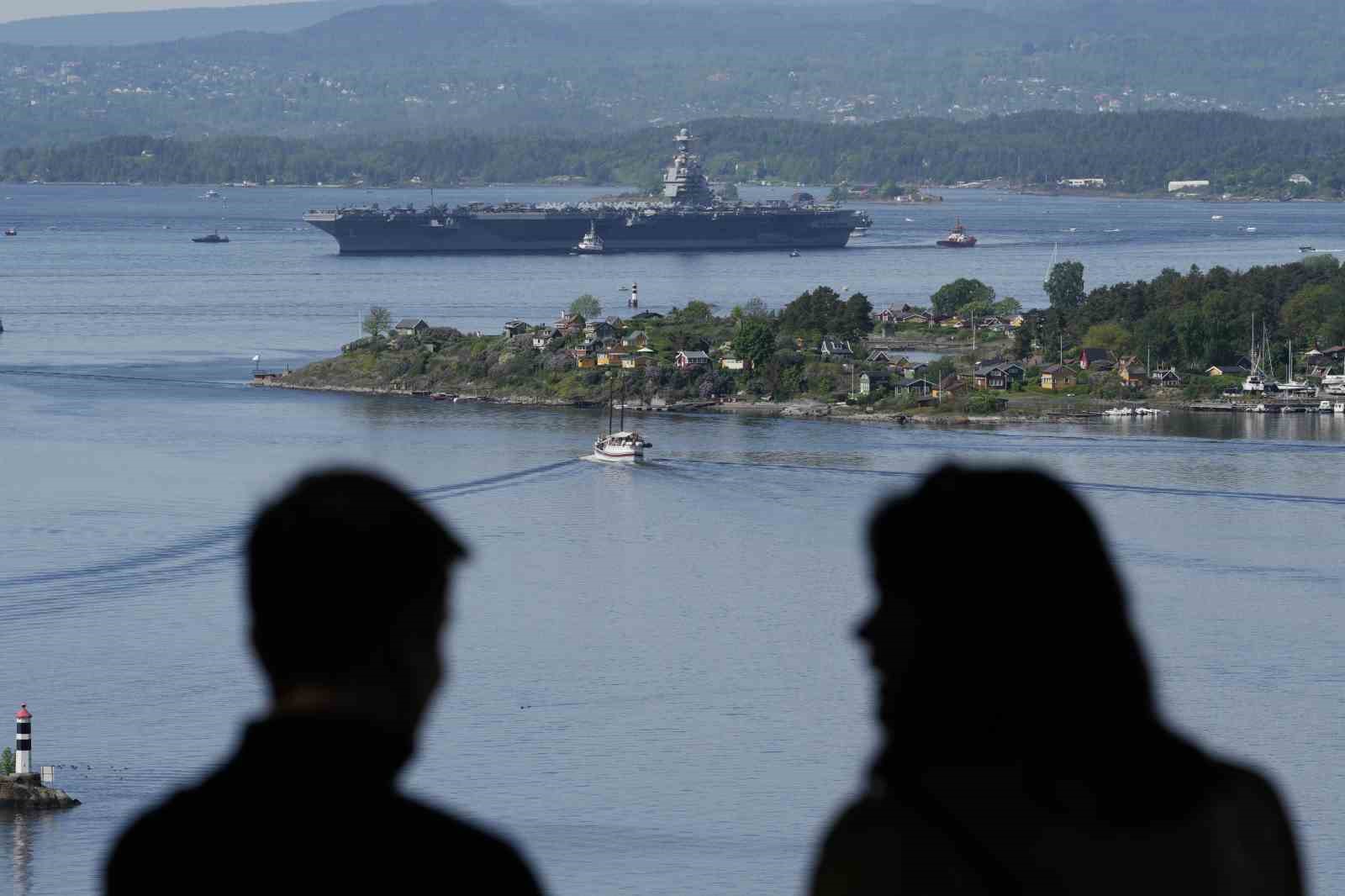 ABD’YE AİT DÜNYANIN EN BÜYÜK UÇAK GEMİSİ USS GERALD R.