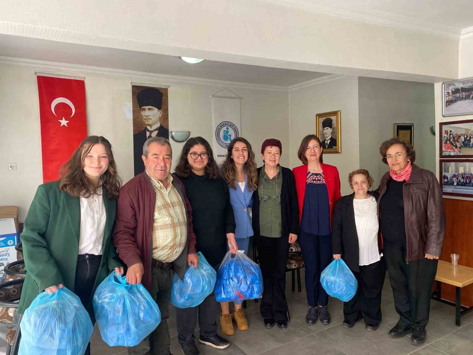 ESKİŞEHİR ADALET MESLEK YÜKSEKOKULU GÖNÜLLÜ ÖĞRENCİLERİ VE PERSONELİ, TÜRKİYE SAKATLAR