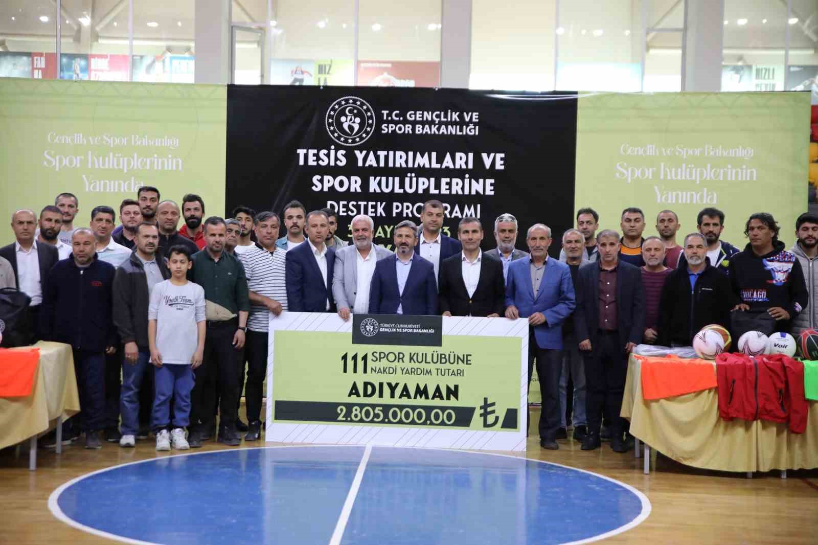 GENÇLİK VE SPOR BAKANLIĞI’NDAN ADIYAMAN’DAKİ SPOR KULÜPLERİNE 2 MİLYON 805