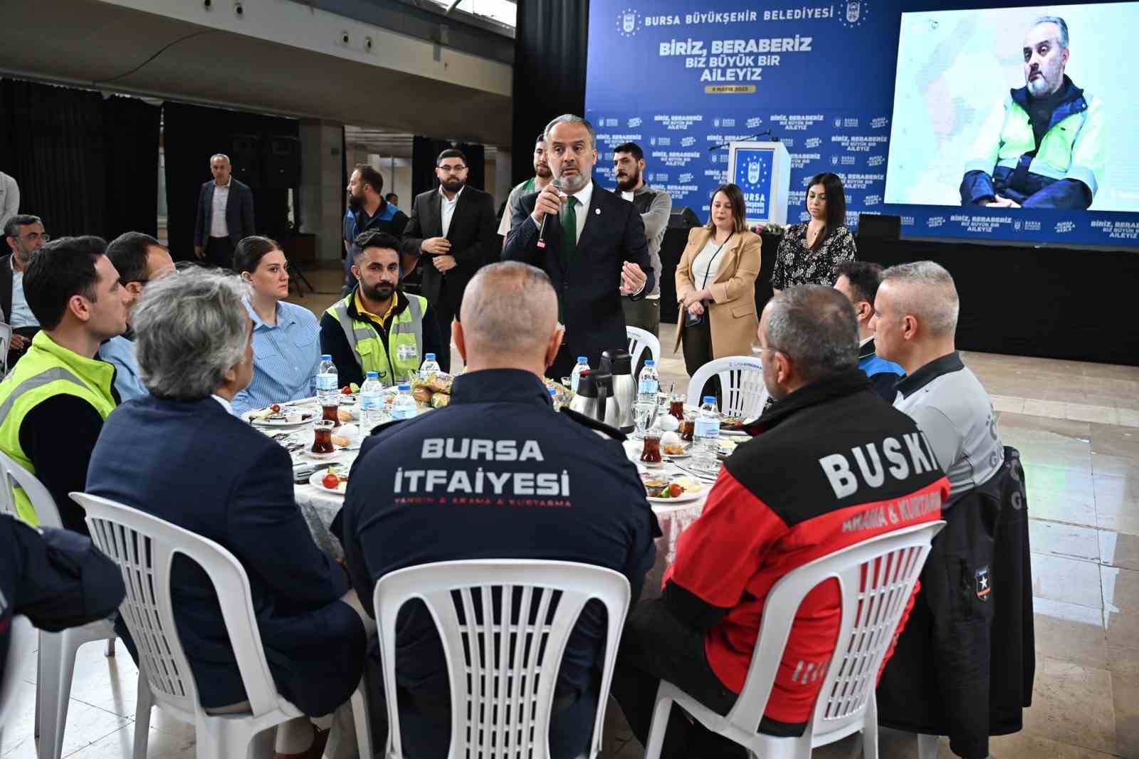 BURSA BÜYÜKŞEHİR BELEDİYE BAŞKANI ALİNUR AKTAŞ, TÜRKİYE’Yİ YASA BOĞAN ASRIN