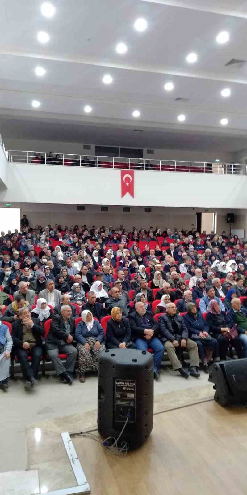 AFYONKARAHİSAR İL MÜFTÜLÜĞÜ TARAFINDAN KUTSAL TOPRAKLARA GİDECEK HACI ADAYLARINA YÖNELİK