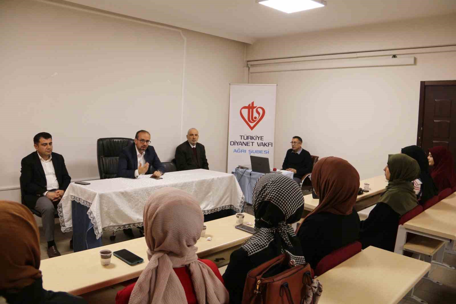 AĞRI İL MÜFTÜLÜĞÜNCE DÜZENLENEN GENÇLİK ÇALIŞMALARINA AKTİF OLARAK KATILAN 8