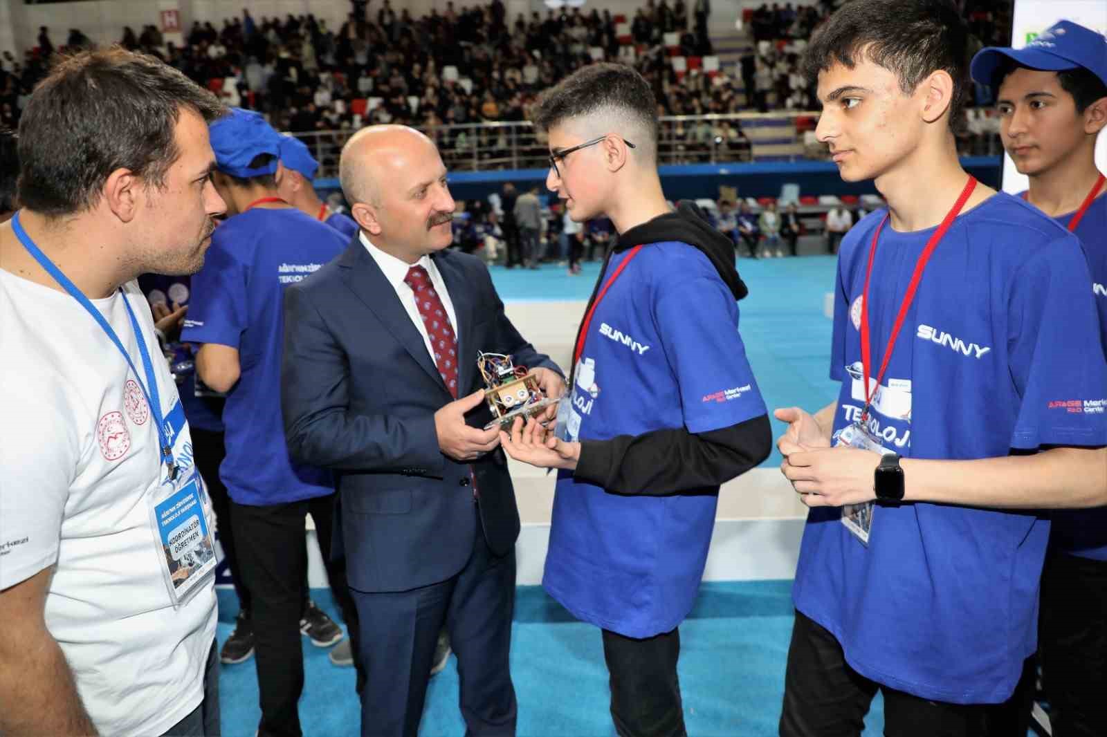 AĞRI VALİLİĞİ HİMAYESİNDE, AĞRI İL MİLLİ EĞİTİM MÜDÜRLÜĞÜ VE HAYRETTİN
