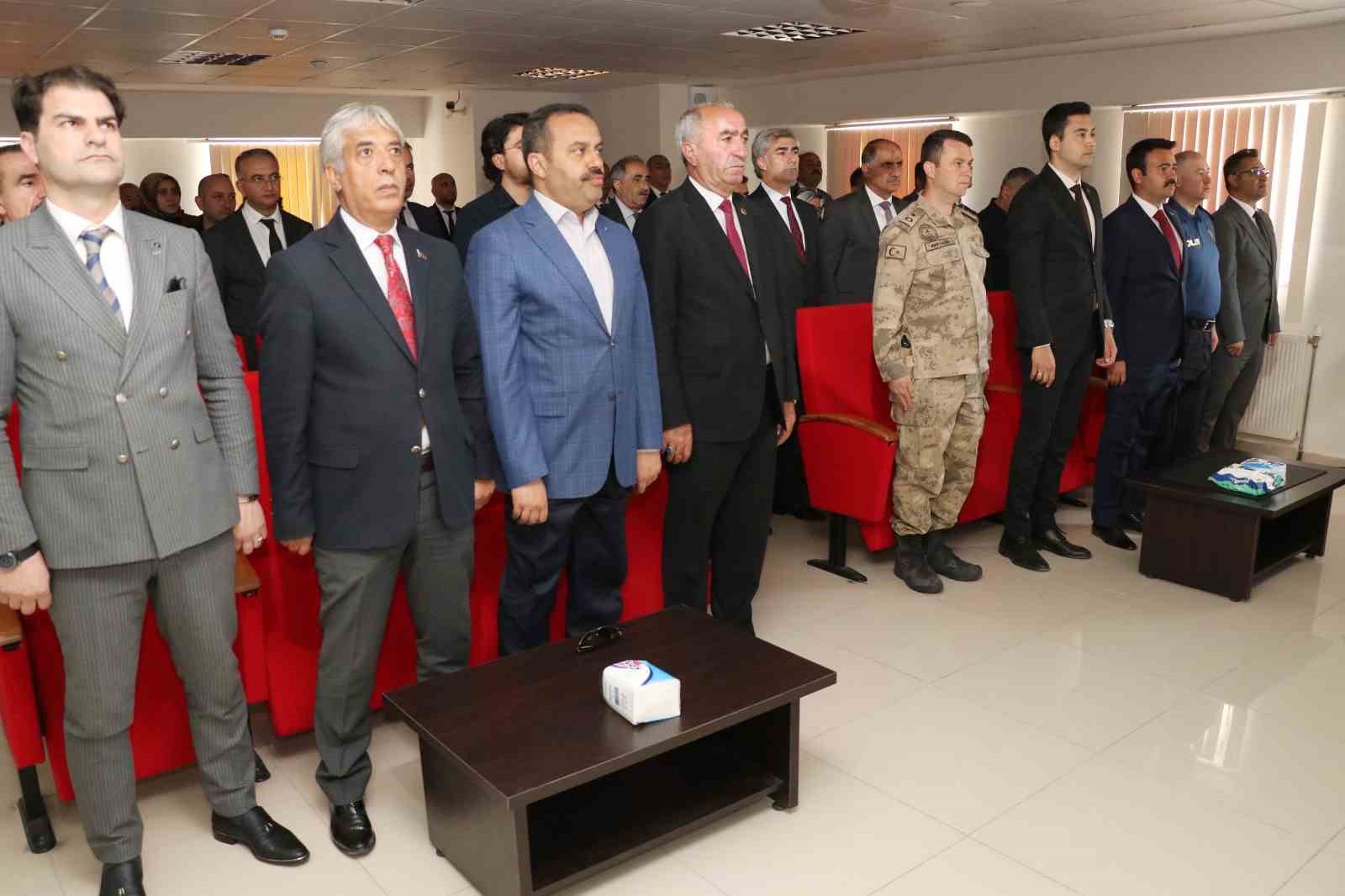 BİTLİS’İN AHLAT İLÇESİNDE 18 MAYIS MÜZELER GÜNÜ DÜZENLENEN PROGRAMLA KUTLANDI.
