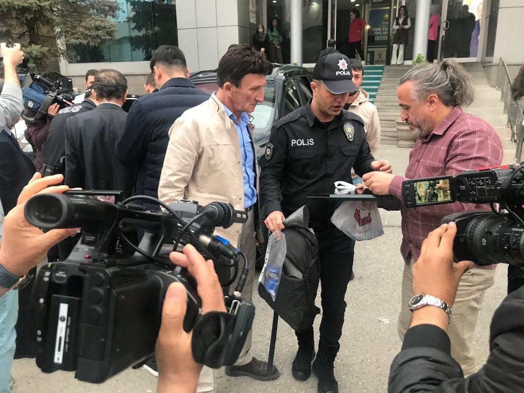 CUMHURBAŞKANLIĞI VE MİLLETVEKİLLİĞİ SEÇİMLERİNE AZ BİR SÜRE KALA AK PARTİ