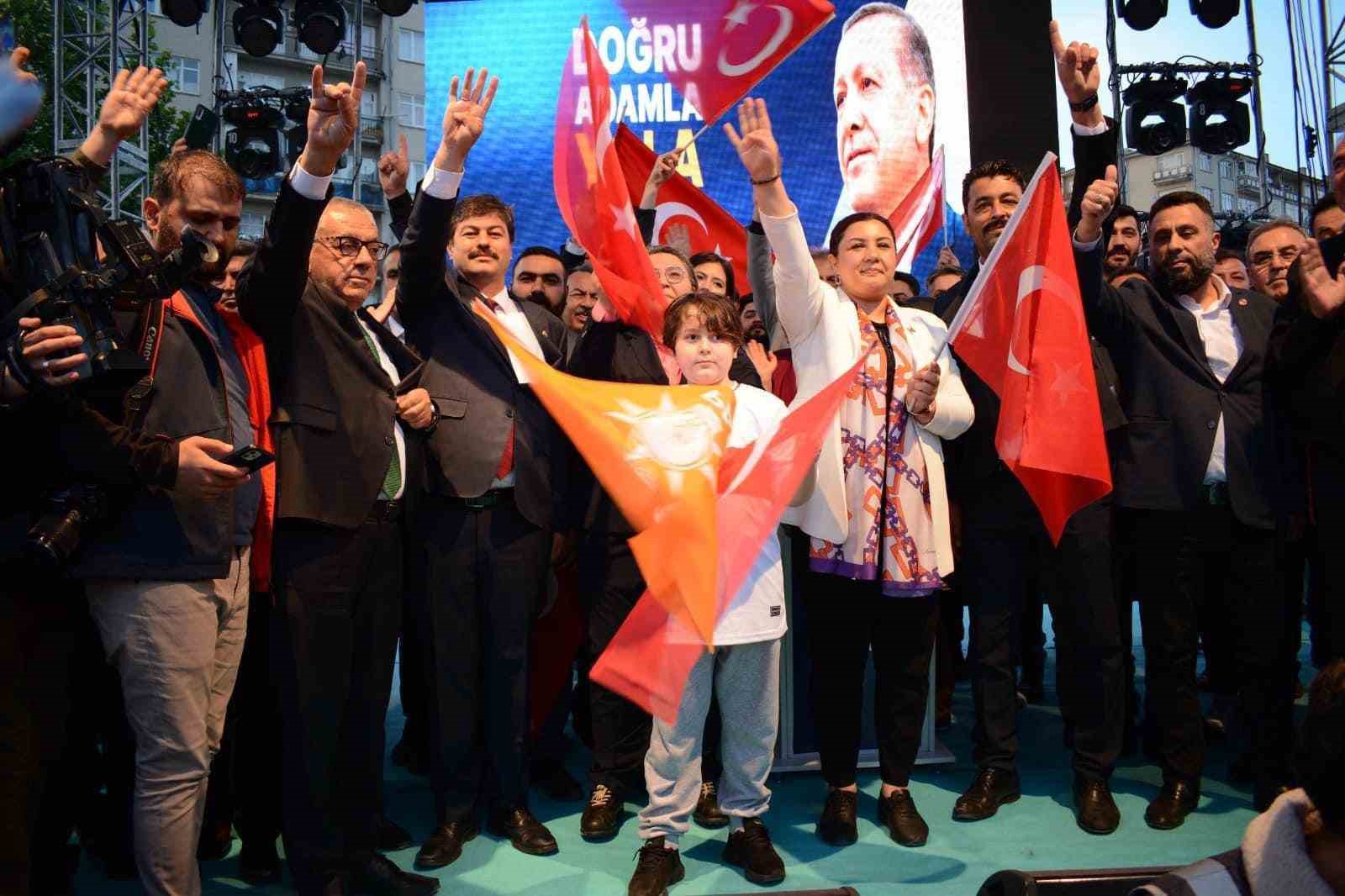 AK PARTİ KIRŞEHİR'DE SEÇMENE YENİ HEDEFİ BELEDİYE SEÇİMLERİ OLARAK İŞARET