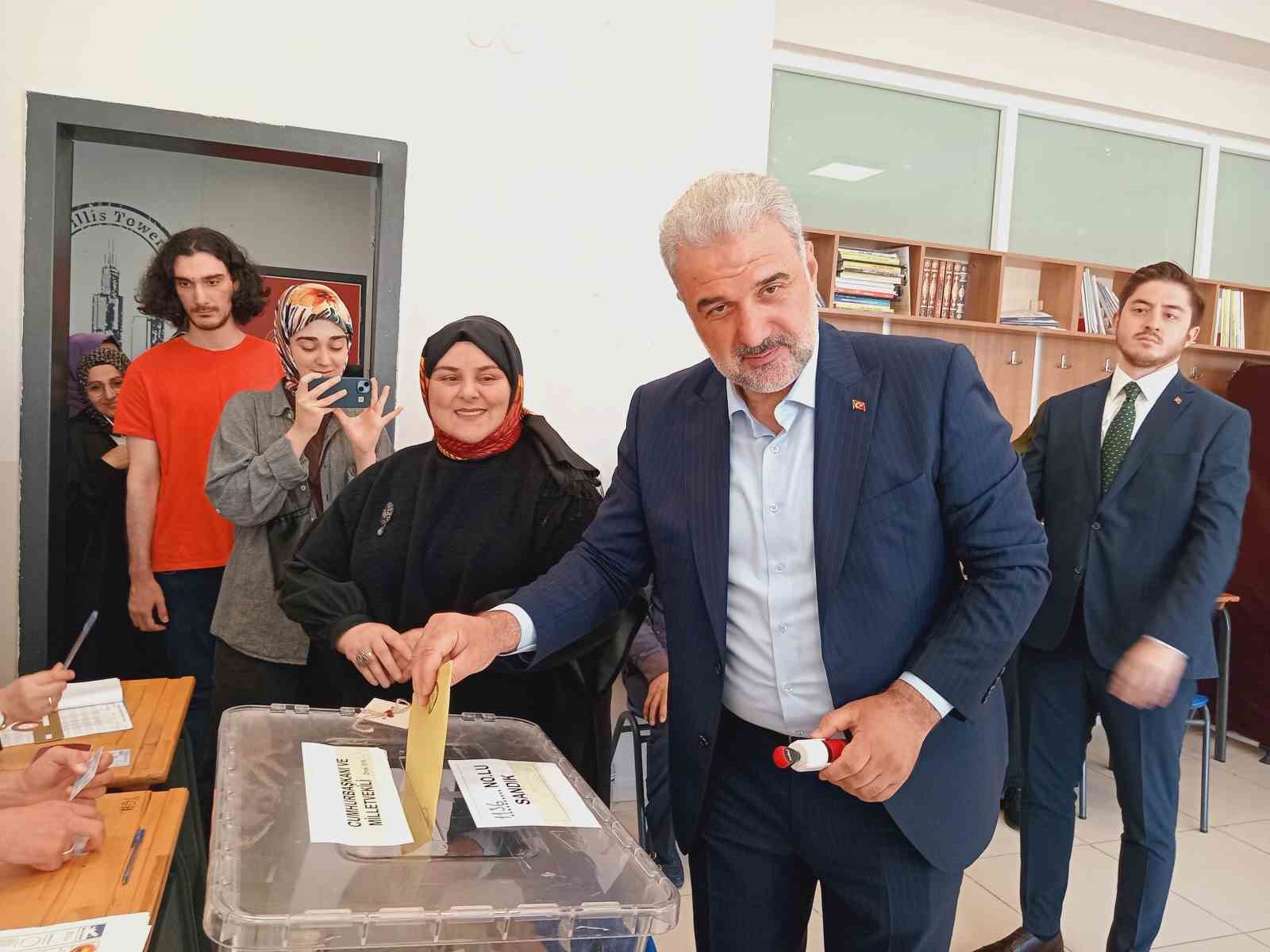 AK PARTİ İSTANBUL İL BAŞKANI OSMAN NURİ KABAKTEPE, OYUNU BAŞAKŞEHİR