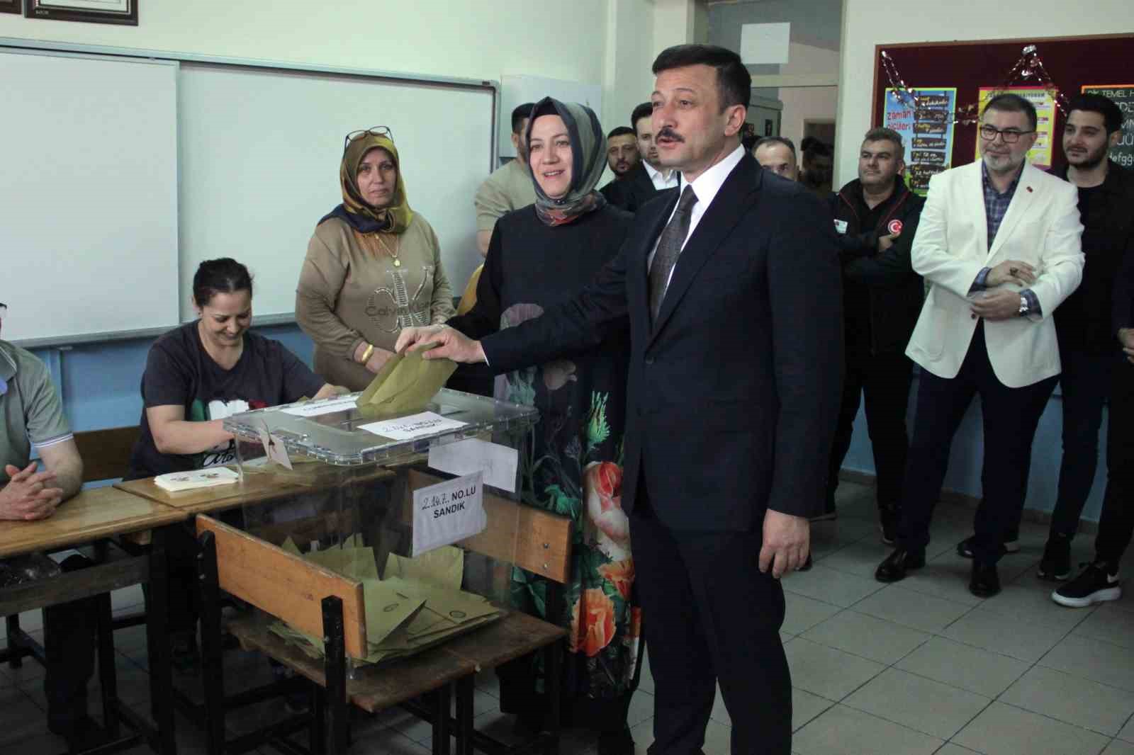 AK PARTİ GENEL BAŞKAN YARDIMCISI HAMZA DAĞ, BAYRAKLI GÜMÜŞPALA MAHALLESİ