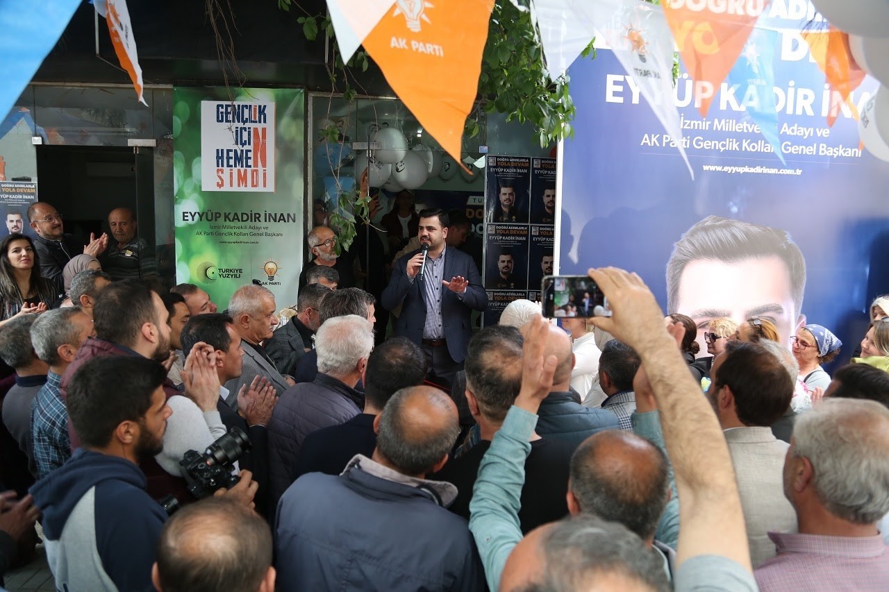 AK PARTİ GENÇLİK KOLLARI GENEL BAŞKANI VE AK PARTİ İZMİR