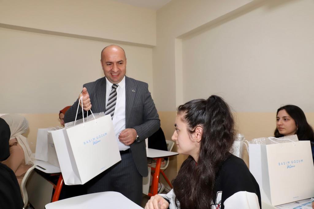 DİYARBAKIR BÜYÜKŞEHİR BELEDİYESİ BÜNYESİNDE EĞİTİMLERİNE DEVAM EDEN AKADEMİ LİSE ÖĞRENCİLERİNE
