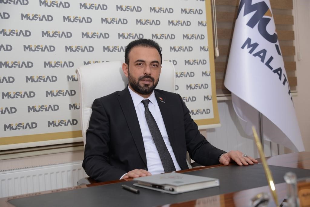 MÜSİAD’IN KURULUŞ YILDÖNÜMÜ DOLAYISIYLA BİR AÇIKLAMA YAPAN MALATYA ŞUBE BAŞKANI