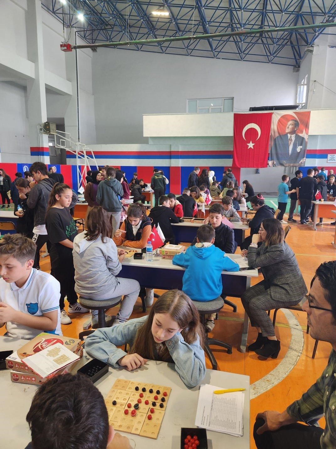 AKIL VE ZEKA OYUNLARI TÜRKİYE ŞAMPİYONASINA TEKİRDAĞ TEMSİLCİSİ OLARAK KATILACAK