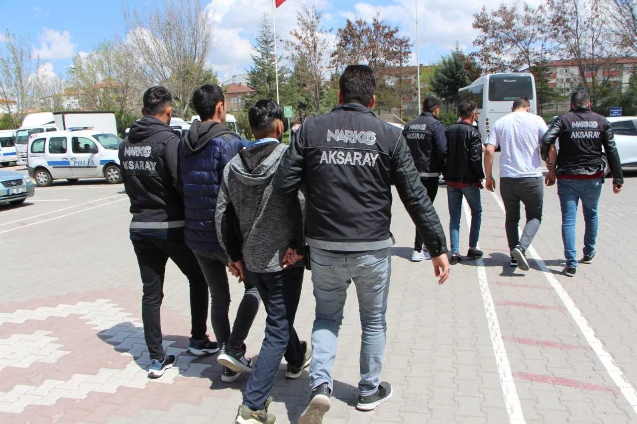 GÖZALTINA ALINAN 24 ŞÜPHELİ ÇIKARILDIĞI MAHKEMECE TUTUKLANARAK CEZAEVİNE KONDU.