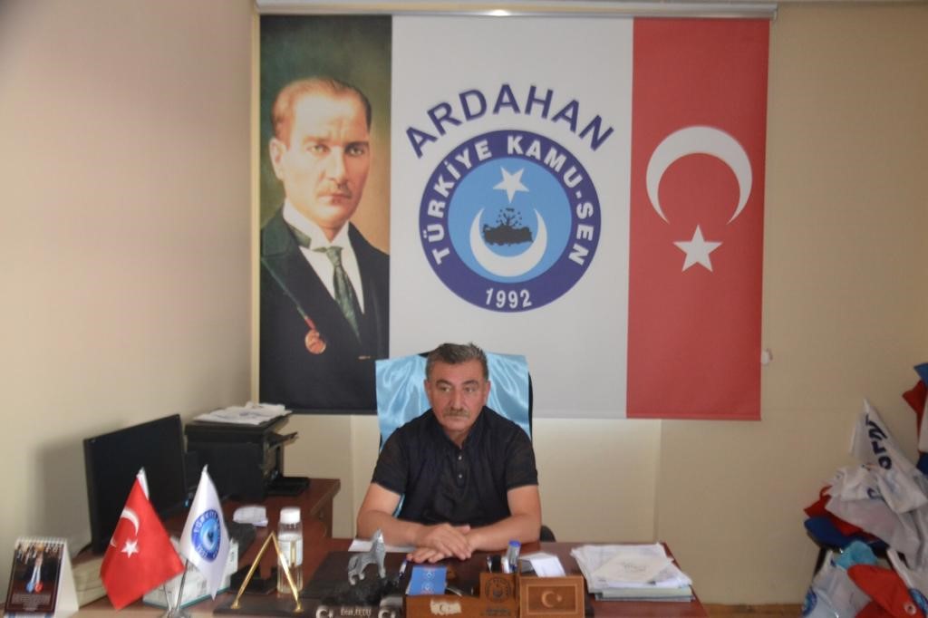 AKTAŞ, ''MEMUR, 1 MAYIS'TA EK ZAM MÜJDESİ BEKLİYOR'' (OLGUN YILDIZ/ARDAHAN-İHA)