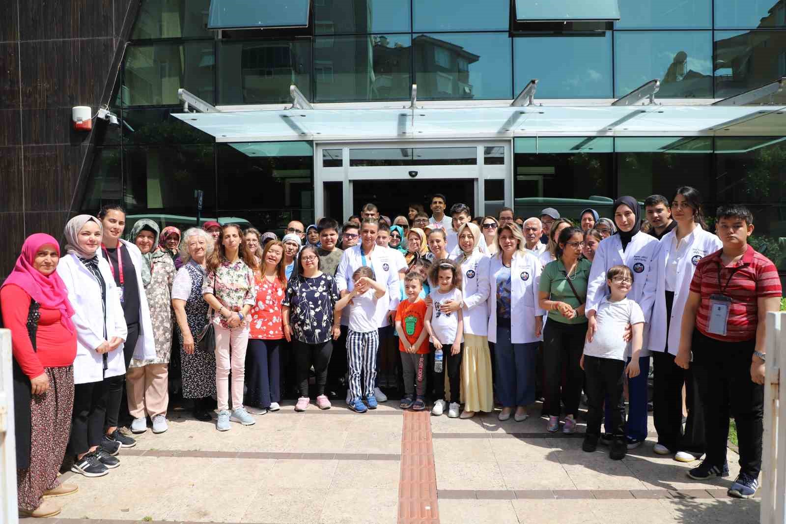 ALANYA BELEDİYESİ AİLE KADIN DESTEK MERKEZİ’NDE, 15-21 MAYIS AİLE HAFTASI