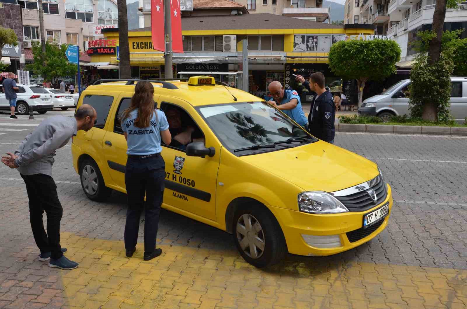 ALANYA’DA FAALİYETTE BULUNAN TAKSİ VE HALK OTOBÜSLERİ TURİZM SEZONU ÖNCESİ