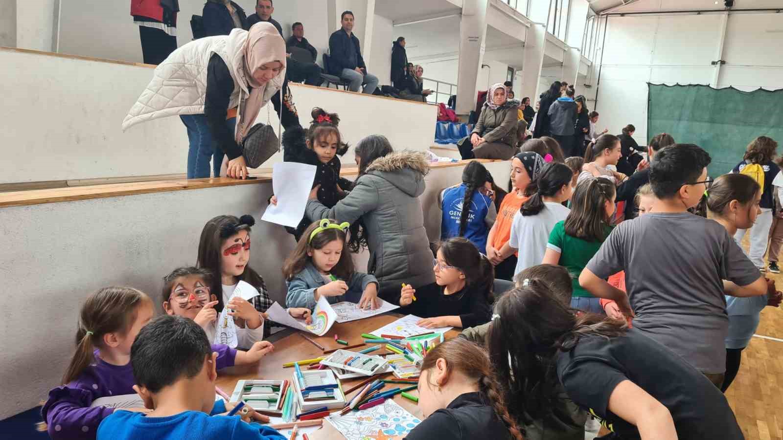 ZONGULDAK - ZONGULDAK'IN ALAPLI GENÇLİK VE SPOR MÜDÜRLÜĞÜ TARAFINDAN SOSYAL