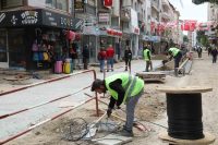 BALIKESİR’İN BURHANİYE İLÇESİ MERKEZİNDE YER ALAN VE BİRÇOK ESNAFIN BULUNDUĞU