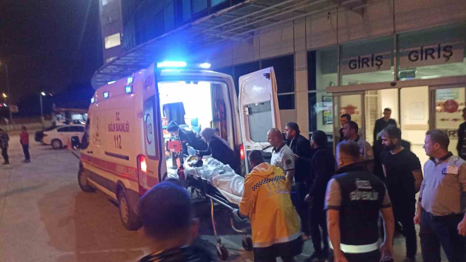 SAMSUN'UN BAFRA İLÇESİNDE İÇKİLİ MEKANDA BİR KİŞİ, HUSUMETLİSİ TARAFINDAN SİLAHLA