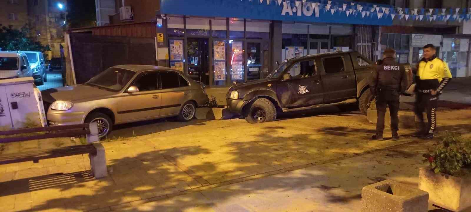 ZONGULDAK’IN ÇAYCUMA İLÇESİNDE ALKOLLÜ OLARAK ÇIKTIĞI TRAFİKTE DİREKSİYON HAKİMİYETİNİ KAYBEDEN