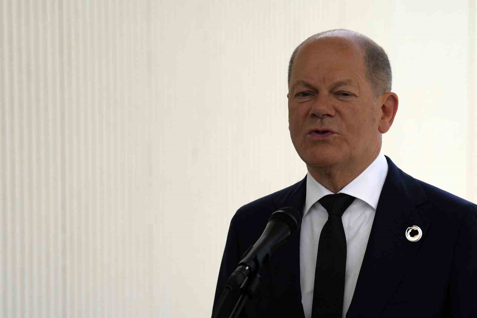 ALMANYA BAŞBAKANI OLAF SCHOLZ, UKRAYNA’DAKİ SAVAŞA YÖNELİK RUSYA DEVLET BAŞKANI