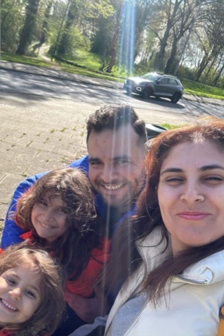 ALMANYA'YA GELEN DEPREMZEDE ANNE VE İKİ KIZI EVLERİNDE ÖLÜ BULUNDU