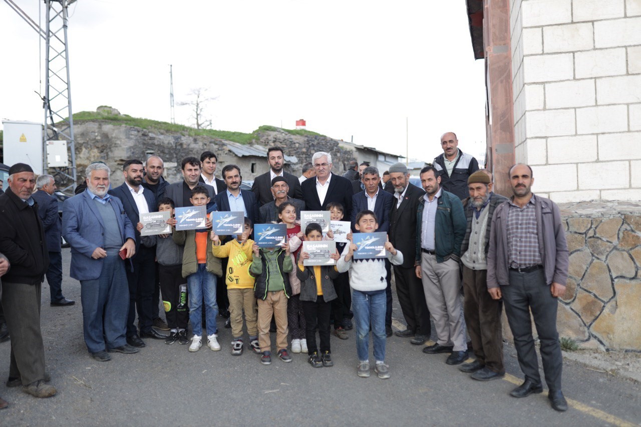 ÖNCEKİ DÖNEM İÇİŞLERİ BAKANI ERZURUM MİLLETVEKİLİ VE ADAYI SELAMİ ALTINOK,