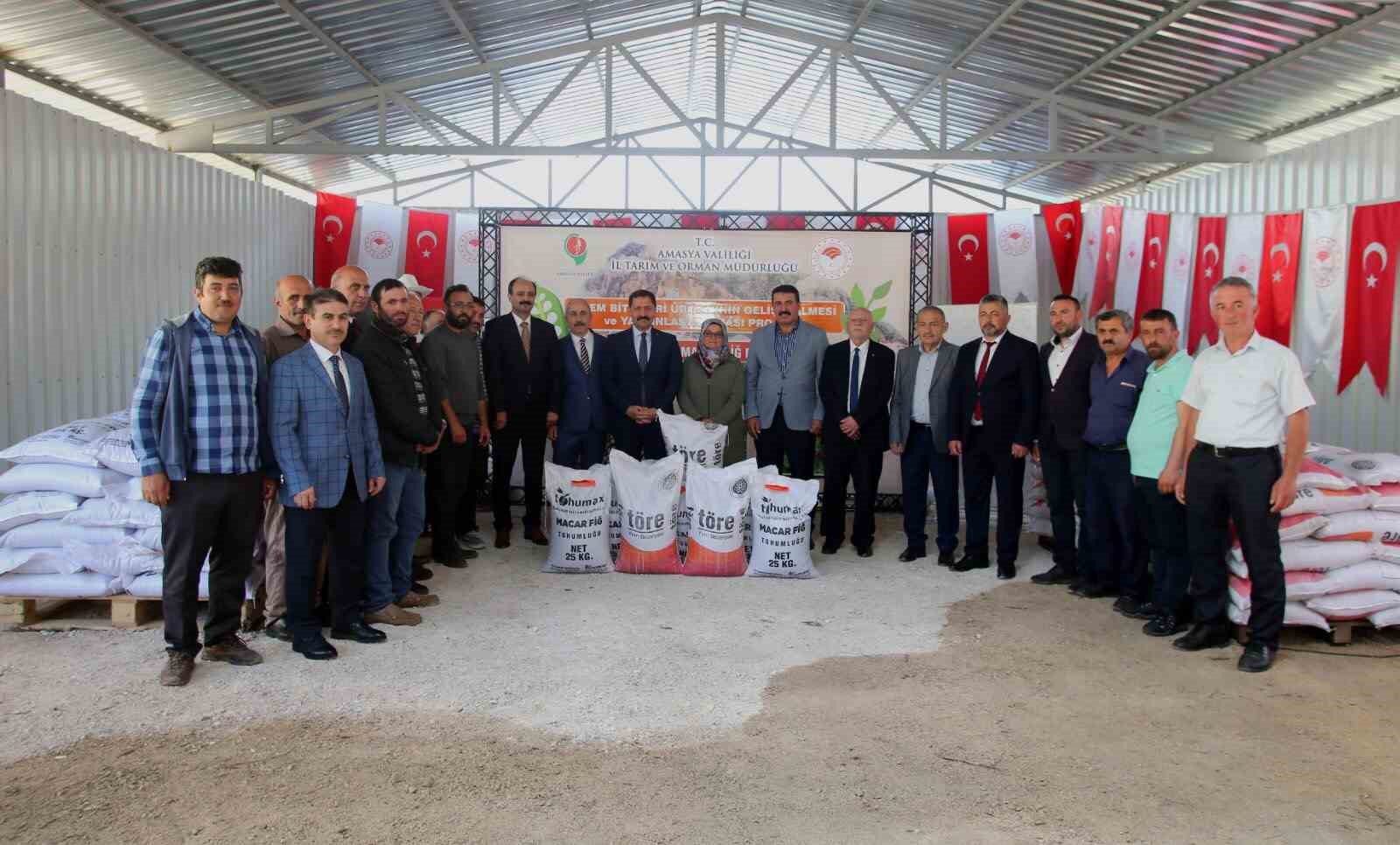 AMASYA’DA YEM BİTKİLERİ ÜRETİMİNİN GELİŞTİRİLMESİ VE YAYGINLAŞTIRILMASI PROJESİ ÇERÇEVESİNDE ÇİFTÇİLERE
