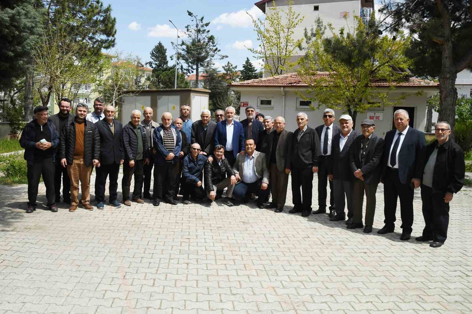 ISPARTA BELEDİYESİ ŞEHİRDEKİ CAMİLERİN AVLULARI, TUVALETLERİ, ŞADIRVANLARINI YENİLEMEYE DEVAM EDİYOR
