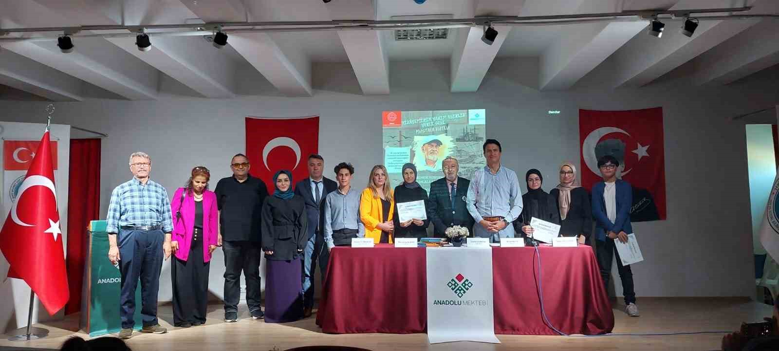 ANADOLU MEKTEBİ'NİN MUĞLA'DA DÜZENLENEN İLK PANELİNİ GERÇEKLEŞTİRMENİN HEYECANINI VE MUTLULUĞUNU