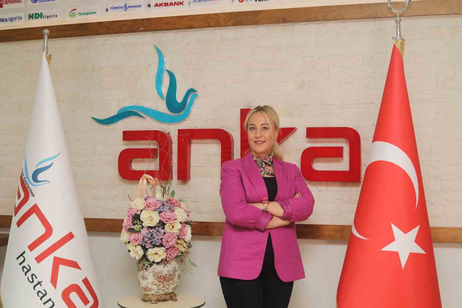 GAZİANTEP ÖZEL ANKA HASTANESİ'NDE, 12 MAYIS HEMŞİRELER GÜNÜ KUTLANDI. HEMŞİRELERİN