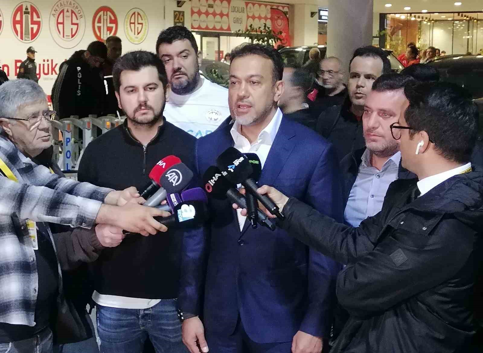 ANTALYASPOR BAŞKANI SABRİ GÜLEL, MAÇIN HAKEMİNİ ELEŞTİREREK, "TFF VE MHK'DE