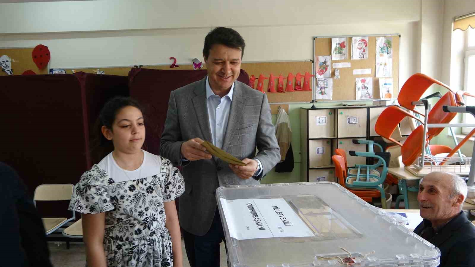SAADET PARTİSİ GENEL BAŞKAN YARDIMCISI VE CHP KAYSERİ MİLLETVEKİLİ ADAYI