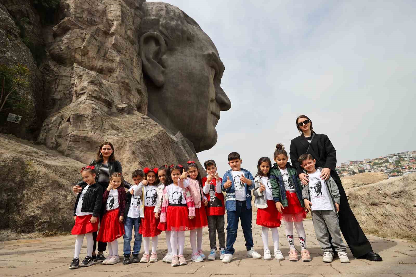 BUCA BELEDİYESİ YARI ZAMANLI OKUL ÖNCESİ EĞİTİM MERKEZİ ÖĞRENCİLERİ, İZMİR’İN