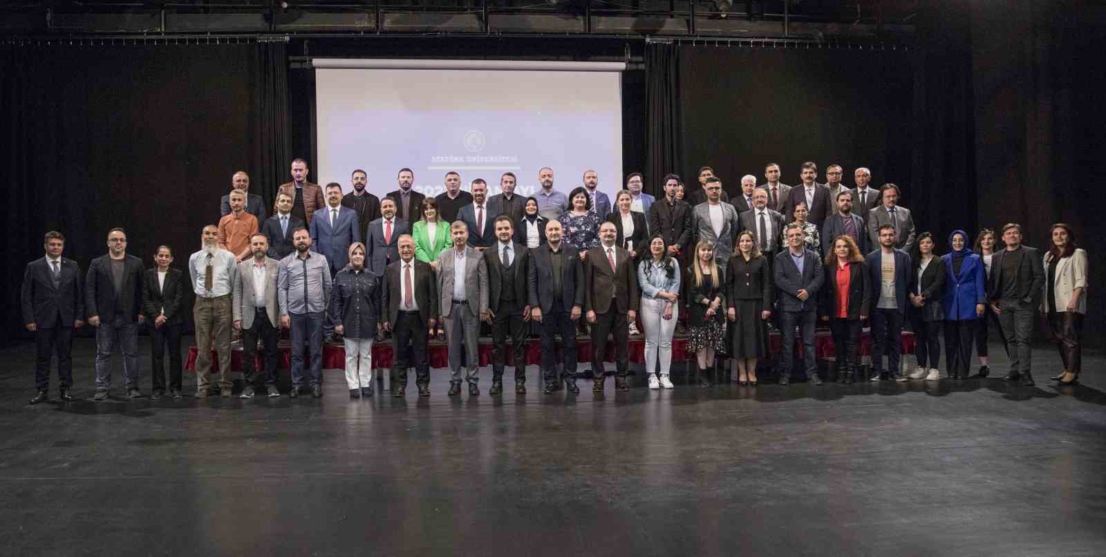 HAZIRLADIKLARI BİLİMSEL ÇALIŞMALARLA ULUSAL VE ULUSLARARASI BİLİM CAMİASINDA ÜNİVERSİTE İSMİNİ
