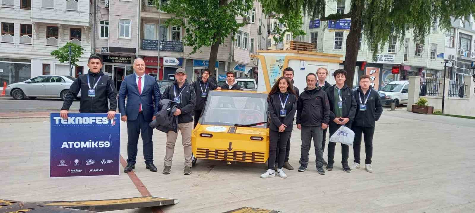 TEKİRDAĞ VALİSİ AZİZ YILDIRIM TEKNOFEST VE TÜBİTAK'IN BİRLİKTE ORGANİZE ETTİĞİ