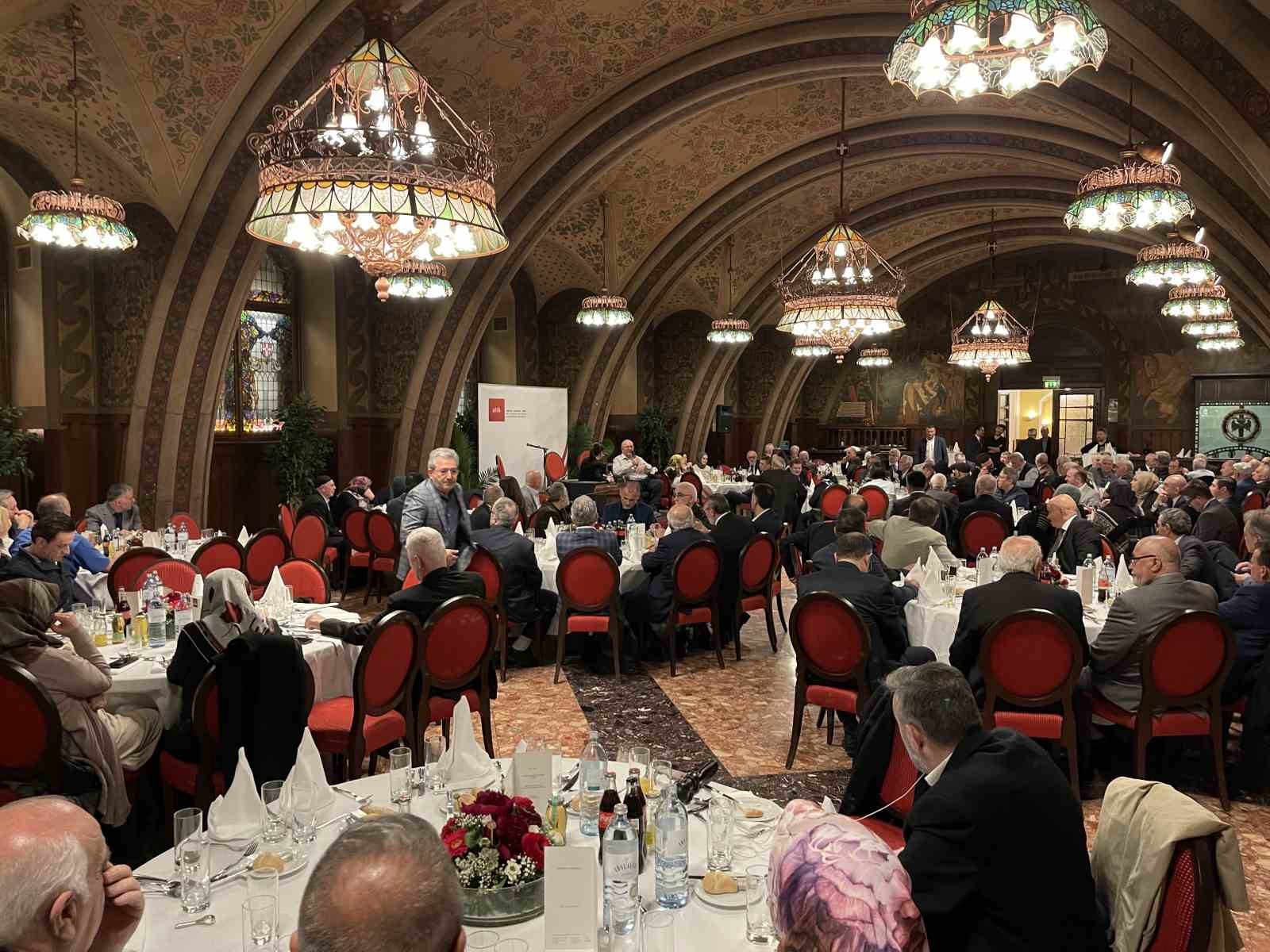 AVUSTURYA’DA İŞGÜCÜ ANLAŞMASI’NIN YIL DÖNÜMÜNDE ‘‘AHDE VEFA‘‘ PROGRAMI DÜZENLENDİ