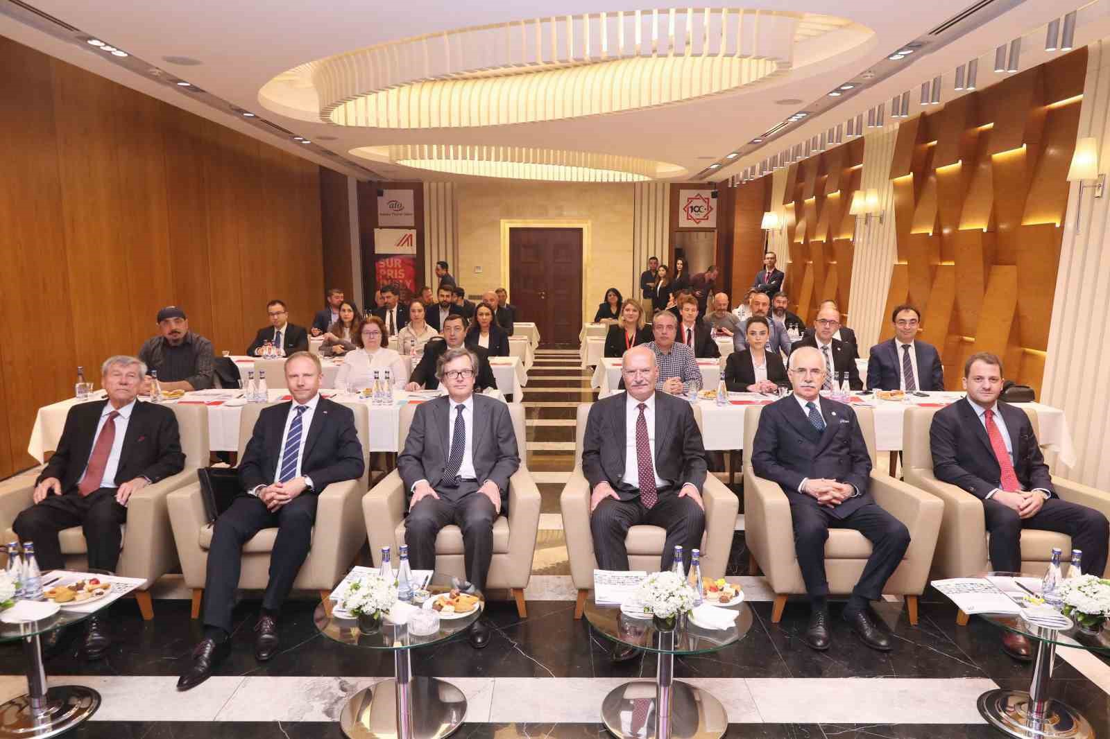 ANKARA TİCARET ODASI (ATO) YÖNETİM KURULU BAŞKANI GÜRSEL BARAN, DÜNYANIN