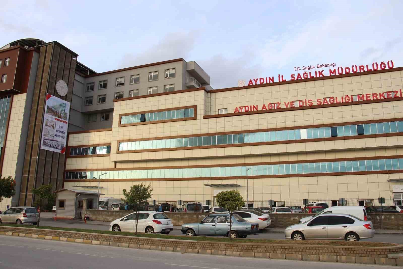 SAĞLIK HİZMETLERİNDE, TIBBİ ETİK İLKELERDEN ÖDÜN VERMEDEN, HASTA HAKLARINA SAYGILI,