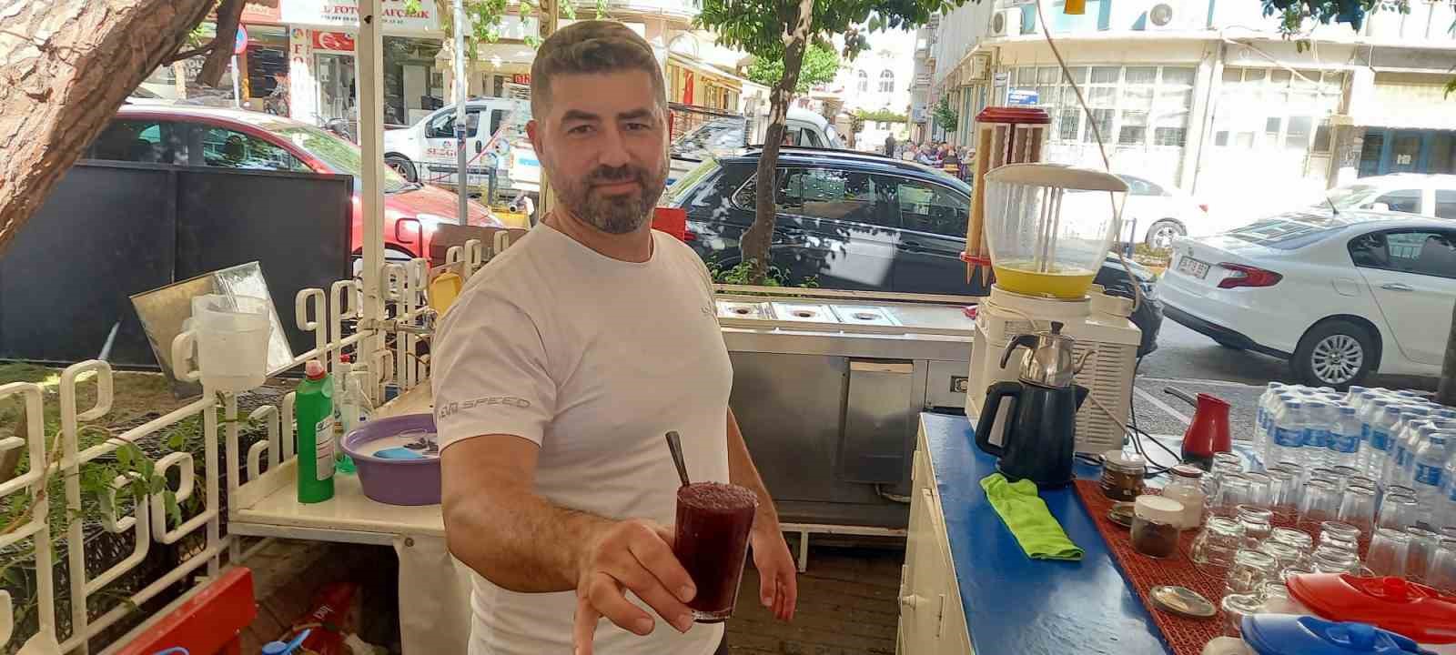 AYDIN’DA ANİDEN BASTIRAN SICAKLARLA BİRLİKTE İLDE ASIRLIK SERİNLEME GELENEĞİNİ YENİDEN